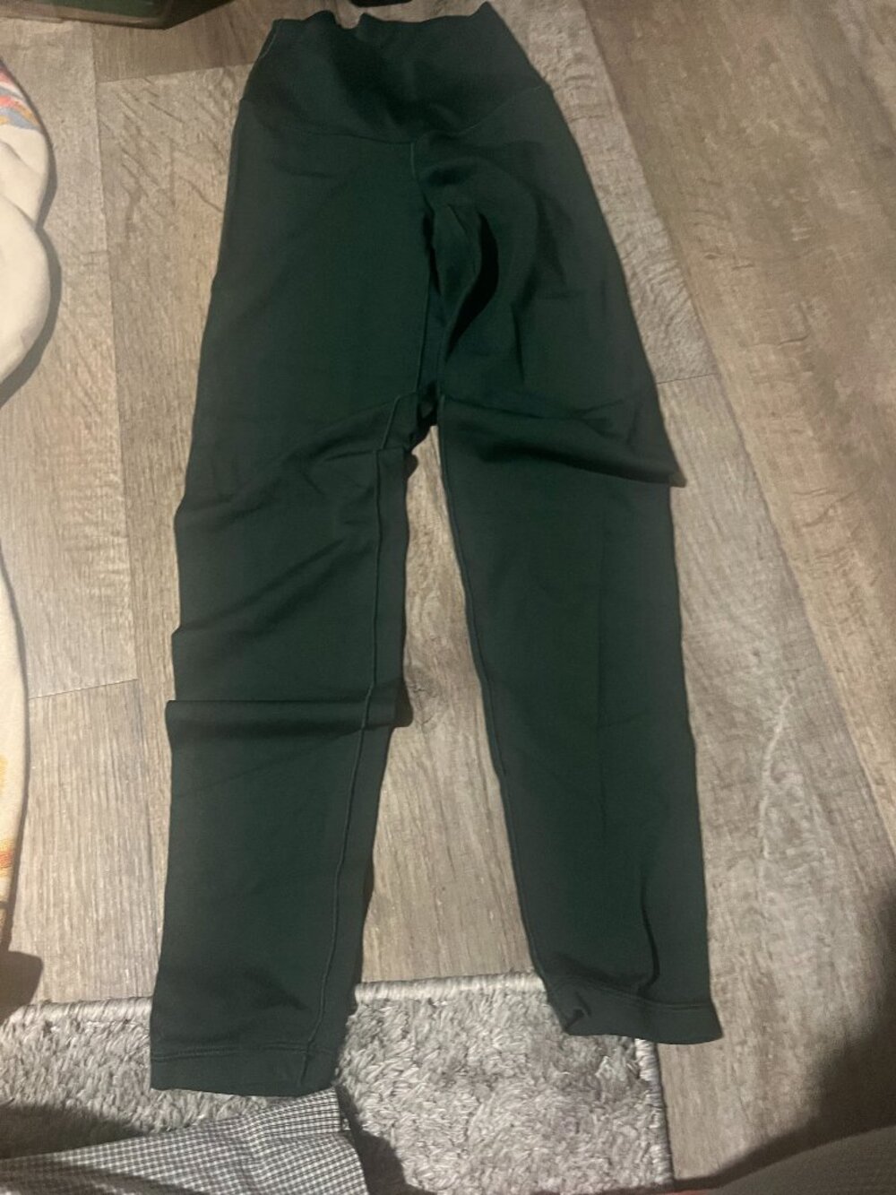 Aerie green criss cross leggings size XS